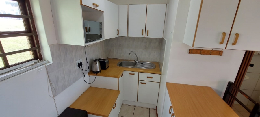 To Let 1 Bedroom Property for Rent in Ferreira Town Eastern Cape